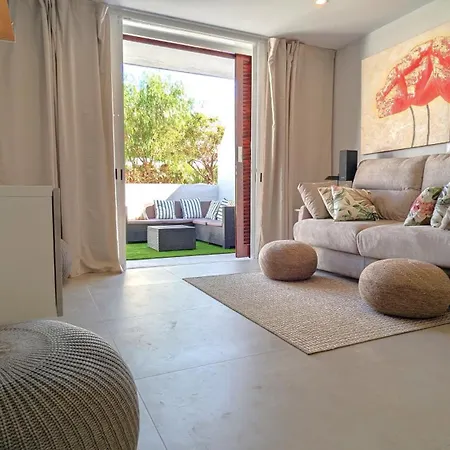 Σπίτι διακοπών Pool Level Flat In Parque Santiago 1 *